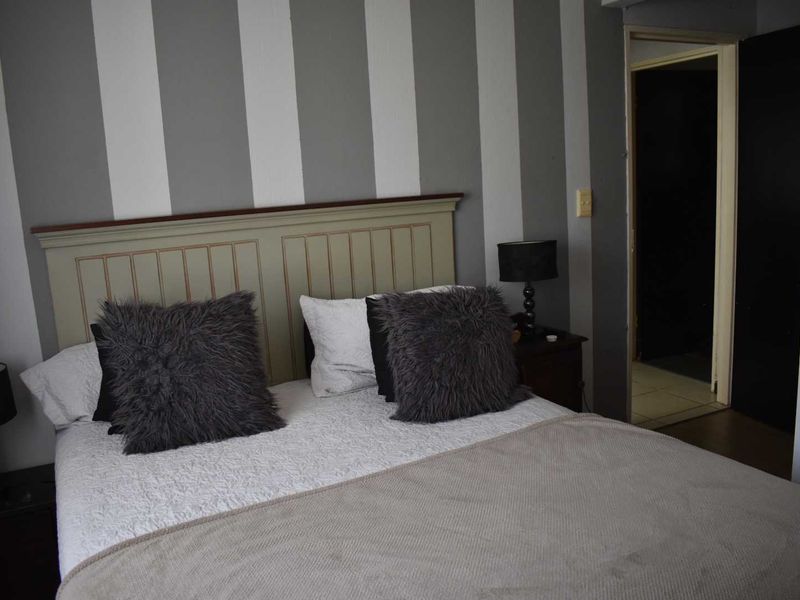 Invest in the Best! - Photo 7