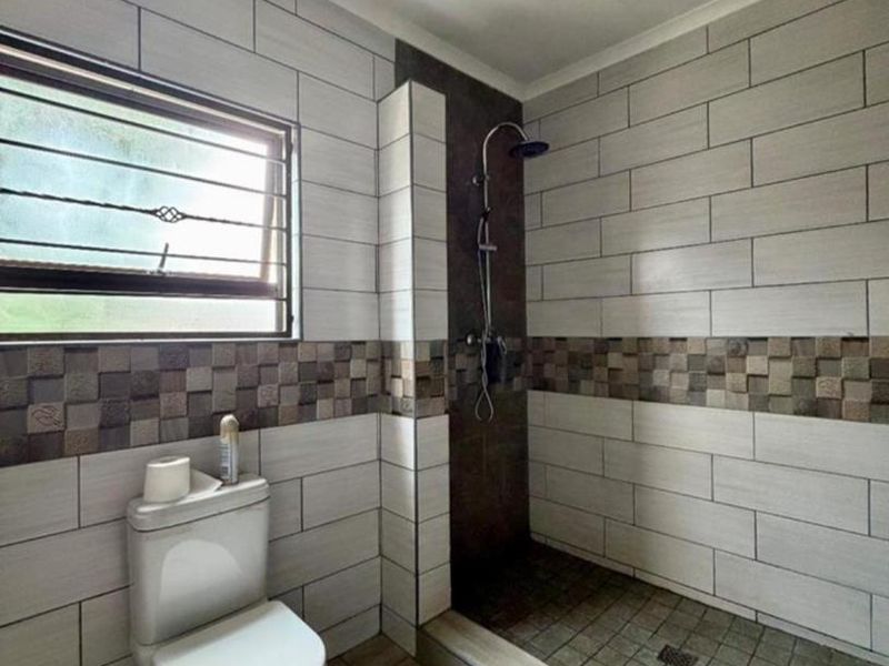 3 Bedroom House For Sale Vanderbijlpark CE3 - Photo 8