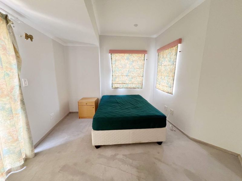 Spacious & Well-Priced Freestanding Home – Sole & Exclusive Mandate - Photo 7