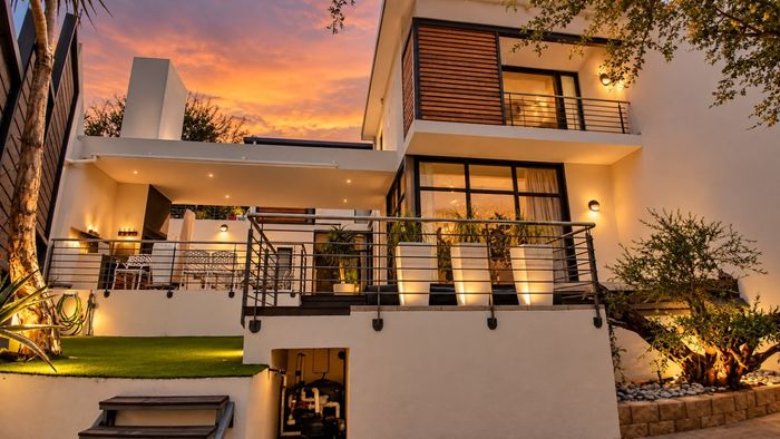 Property #2567386, Townhouse For Sale in Klein Windhoek