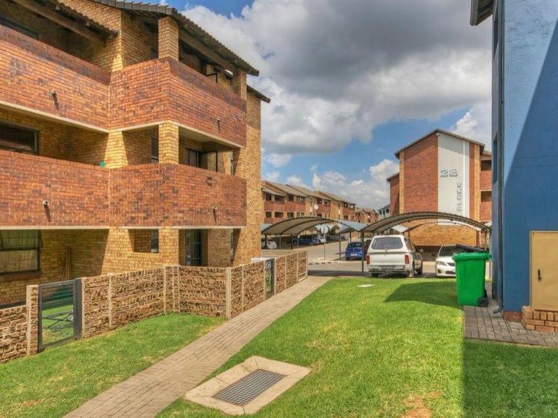 Ground floor 2 Bedroom - Photo 4