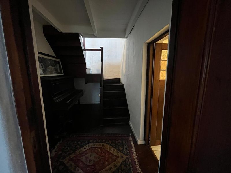 Two storey house in Chelsea Village,Wynberg Upper - Photo 6