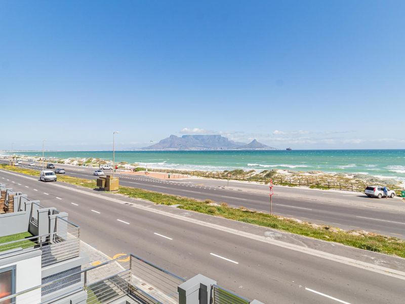 2 Bedroom apartment for sale in Exclusive Beachfront complex. - Photo 5