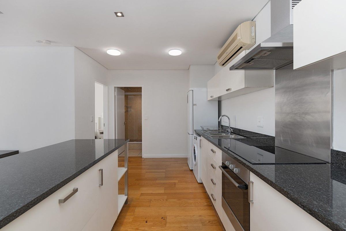 A Smart Investment Opportunity – Fully Furnished & Airbnb-Ready - Photo 5