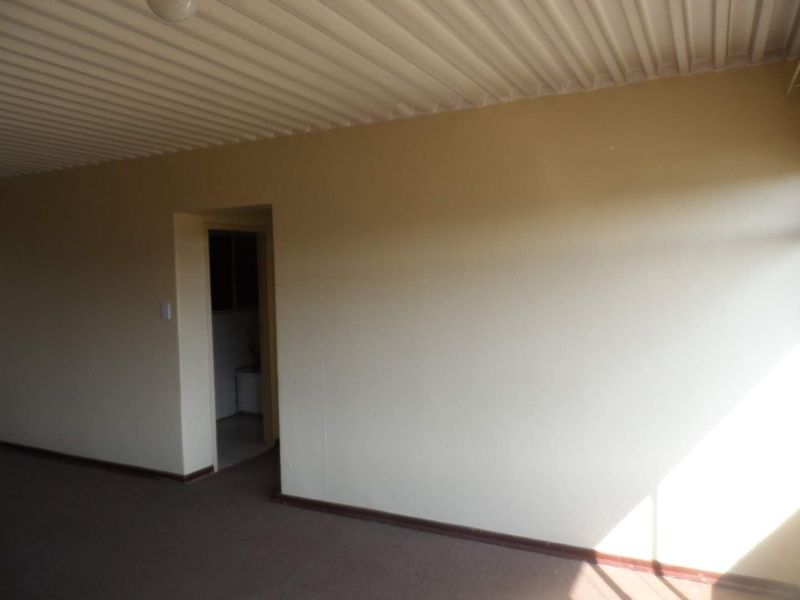 1 BEDROOM FLAT TO RENT IN ELOFFSDAL - Photo 8