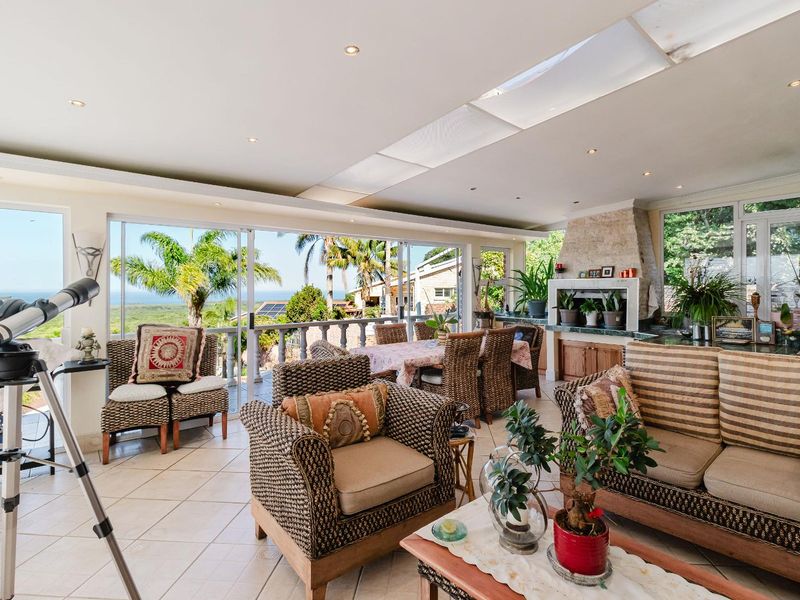 UNINTERRUPTED SEA VIEWS | GENEROUS FAMILY LIVING | ENTERTAINER’S DREAM - Photo 5