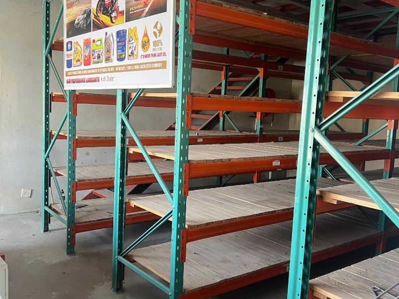 FOR SALE - INDUSTRIAL & OFFICE FACILITIES WITH 7-BEDROOM HOME - Photo 3