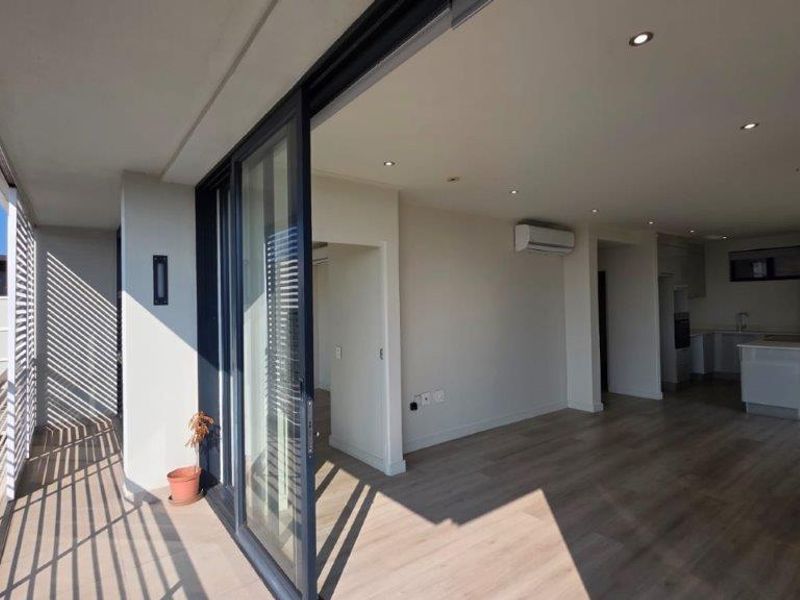 Spacious 2-Bedroom Corner Apartment in Shoreline Retirement Estate (50+ Lifestyle) - Photo 8