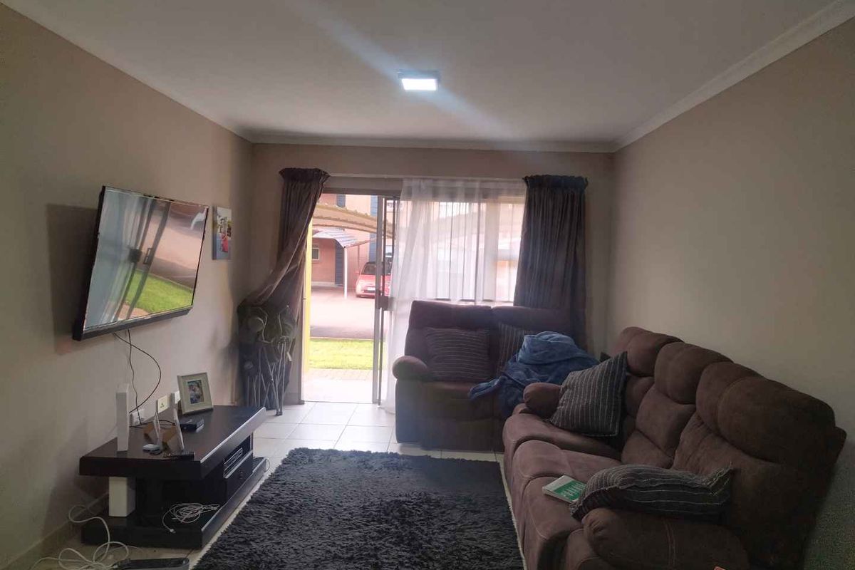 2 bedrooms ground floor apartment for sale in Montana, Pretoria - Photo 5