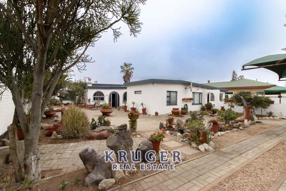 Your Dream Home with Income Potential - Photo 2