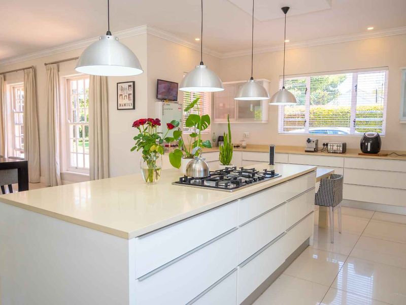 Spectacular Walmer Home - Photo 5