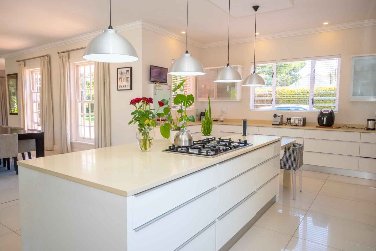 Spectacular Walmer Home - Photo 5