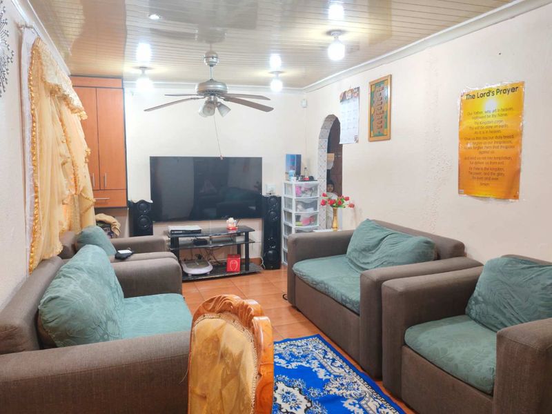 "Space & Comfort: Brick Home with Bonus Outbuilding!" - Photo 7