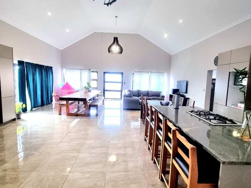 STUNNING HOME FOR SALE IN ELISENHEIM - Photo 2