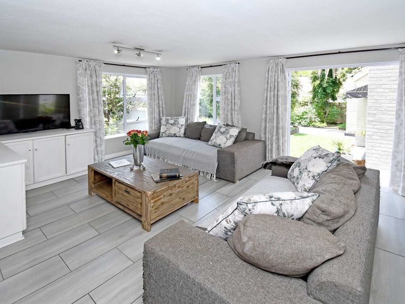 Fourways Gardens - Photo 6