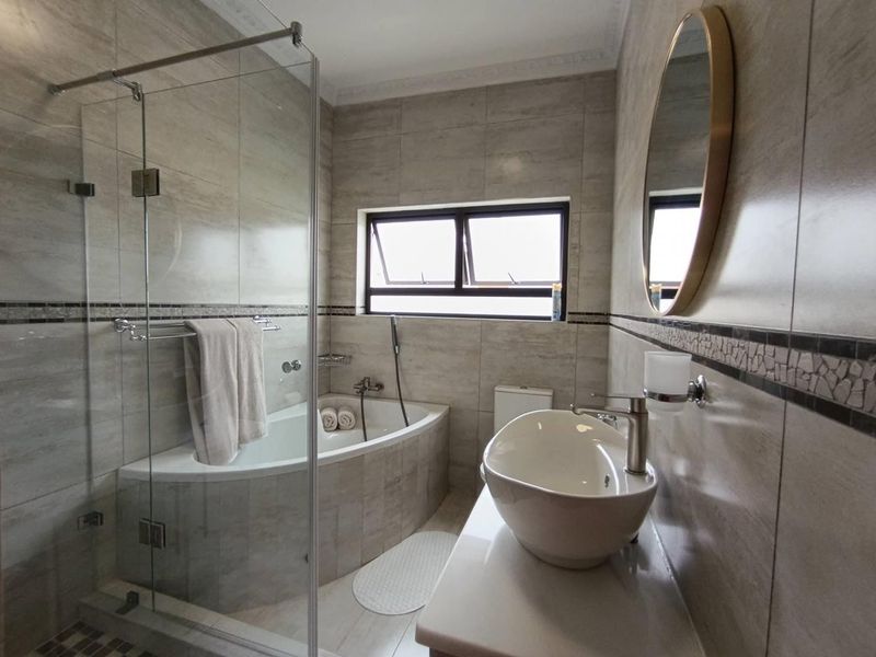 FULLY FURNISHED LUXURY HOME TO RENT | MILE 4, SWAKOPMUND - Photo 4