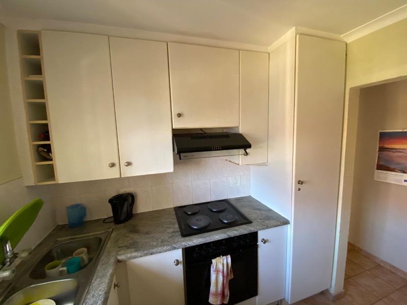 Prestigious & Secure Suburb - Photo 6