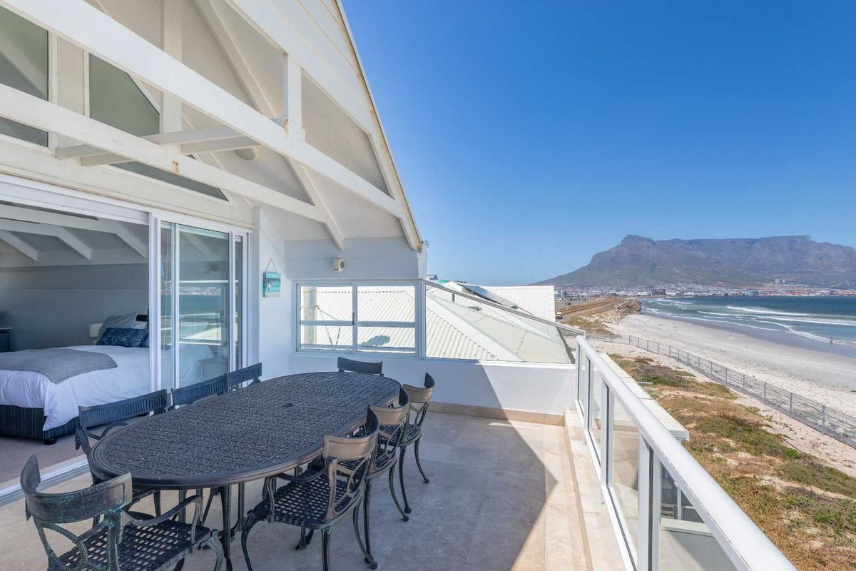 Luxury 3 level Oceanfront Maisonette — Fully Furnished - Photo 2