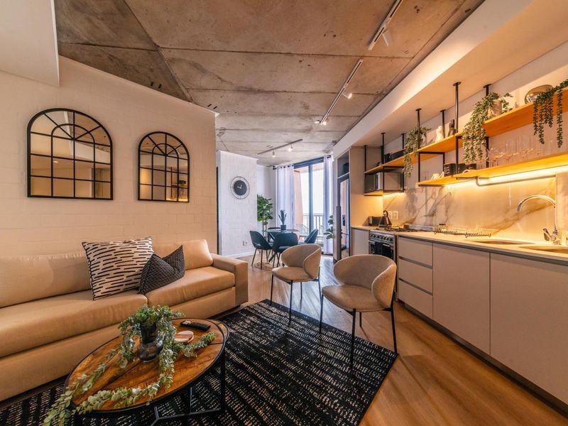 Modern Industrial-Chic Apartment with Ocean Views in Sea Point - Photo 1