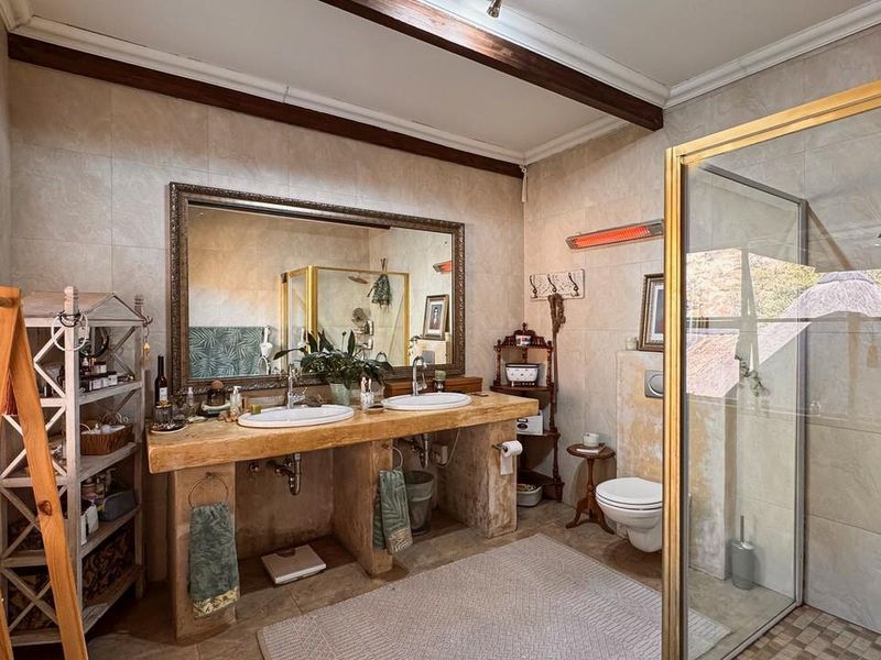 Modern Family Home with Pool in Prime Ludwigsdorf - Photo 6