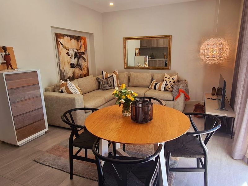 Stunning Hilltop Property in Bloubergstrand - Photo 6