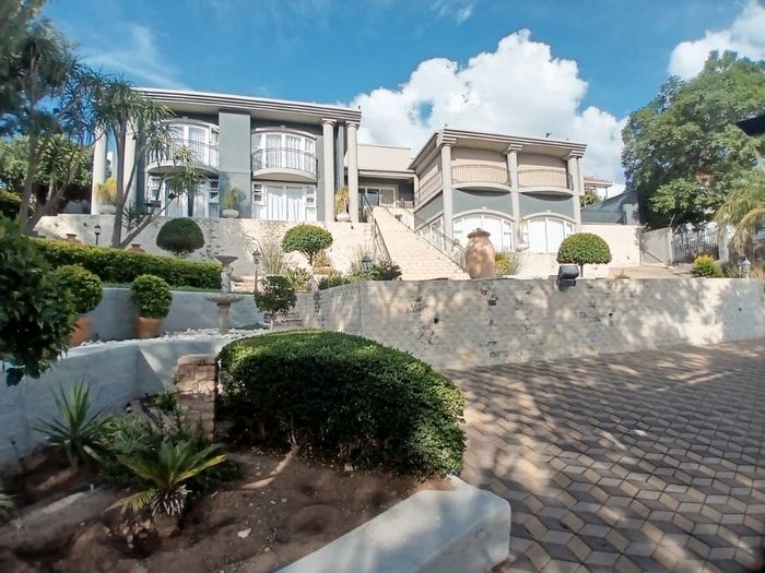 Property #2467008, House For Sale in Klein Windhoek