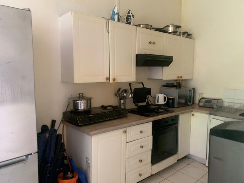 **2-Bedroom Apartment for Rent in Mondeor - Photo 5