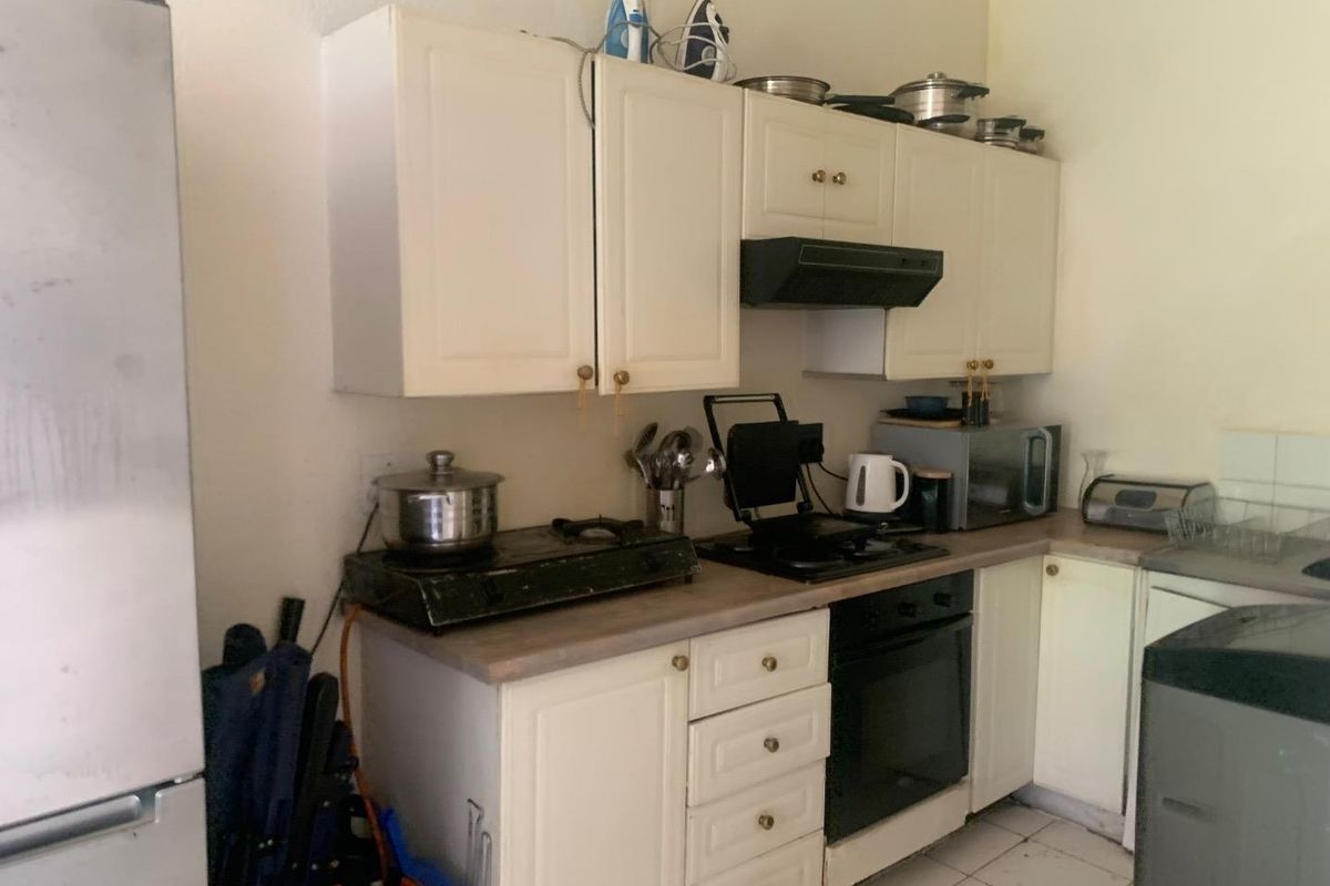 **2-Bedroom Apartment for Rent in Mondeor - Photo 5