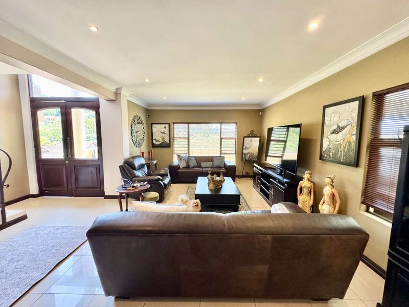 Hendra Estates - Stunning,  Pet-Friendly Townhouse For Rent In Upmarket Estate! - Photo 8