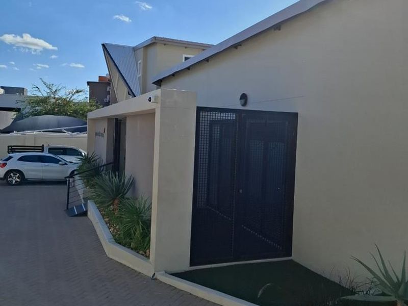 Prime Offices in windhoek Central - Photo 6