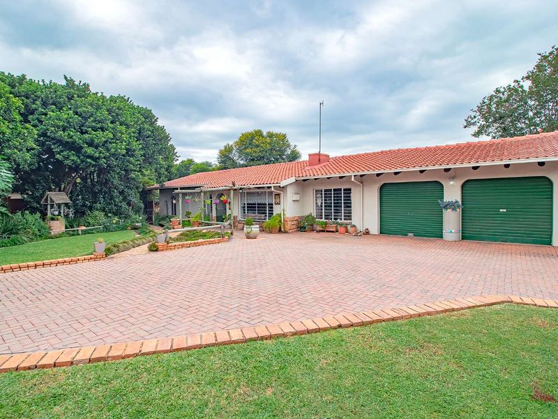 Well-loved for Family home in Doringkloof. - Photo 2