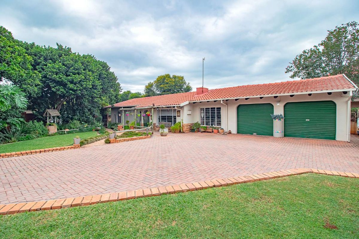 Well-loved for Family home in Doringkloof. - Photo 2