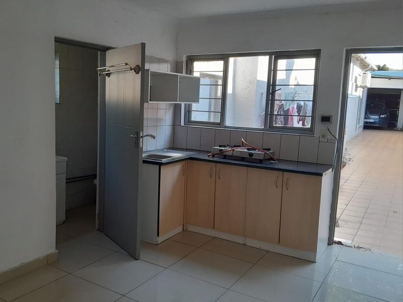 Perfect for Vegetarians: Cozy Cottage Rental! - Photo 6