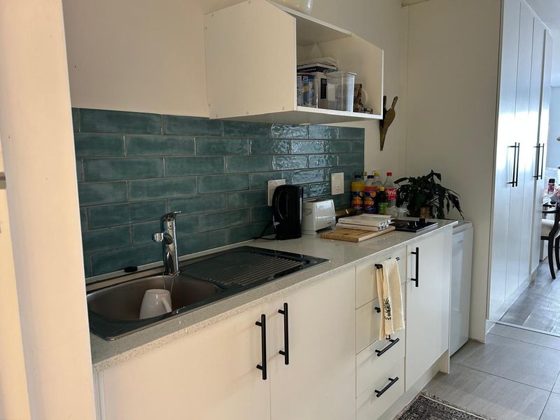 Studio Apartment Available for Rental – R19 000 per month - Photo 8
