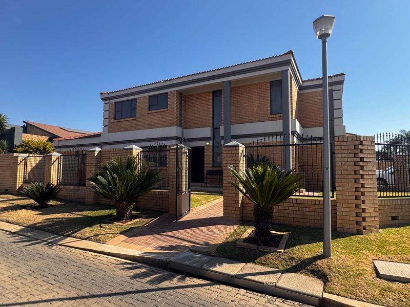 Huge Double Story Home for Sale - Photo 1