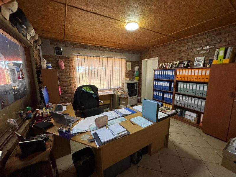 PRIME 20 HA SMALLHOLDING NORTH OF OKAHANDJA - Photo 3
