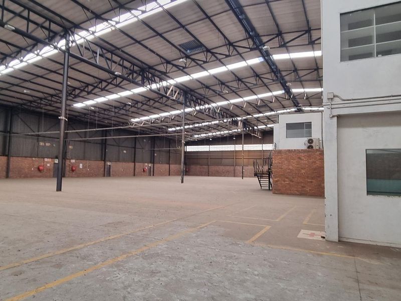 6 561m2 Hughes Boksburg Warehouse To Let - Photo 5