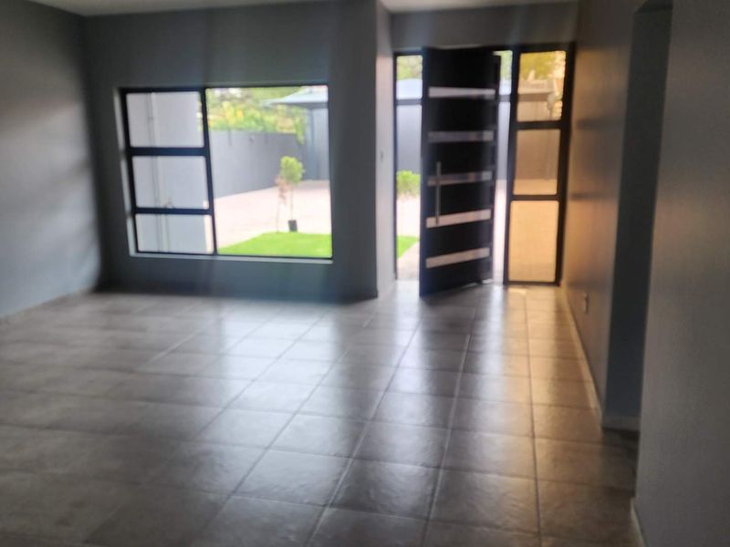 Great Investment opportunity, Straight from the Developer no additional Costs, No transfer Costs - Photo 3