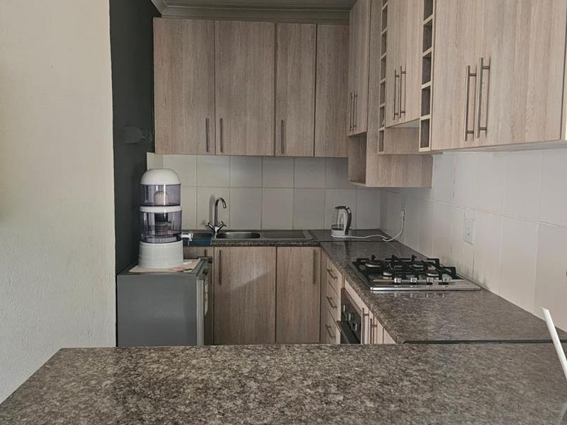 EXCLUSIVE MANDATE - Your Income-Generating Oasis in Aqua Park Awaits! - Photo 10