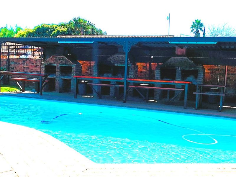 Freshly polished, ready for first-timers and smart investors - Photo 2