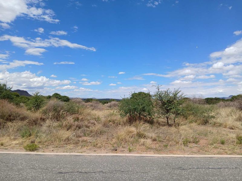 This erf is situated on the prestigious golf estate. - Photo 3