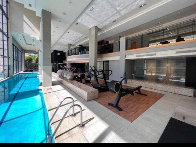 A MAGNIFICENT TWO BEDROOM FURNISHED APARTMENT - Photo 2