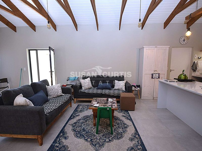 3 BEDROOM TOWN HOUSE FOR SALE - Photo 7