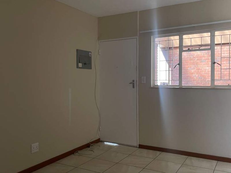 2 Bedroom Apartment to Rent in Sunnyside, Pretoria | Percy - Photo 9
