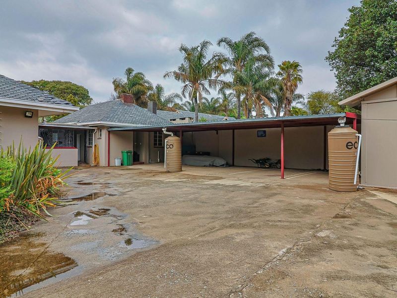 Business Opportunity or Huge Home in Florida Park - Photo 9