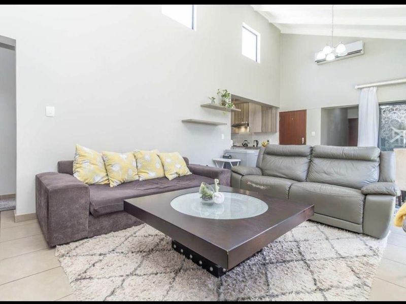 Modern 4-Bedroom Townhouse To Rent in Prime Midrand - Photo 8