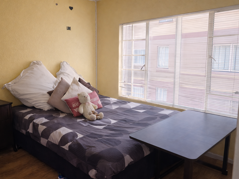 1st floor Flat - Photo 5