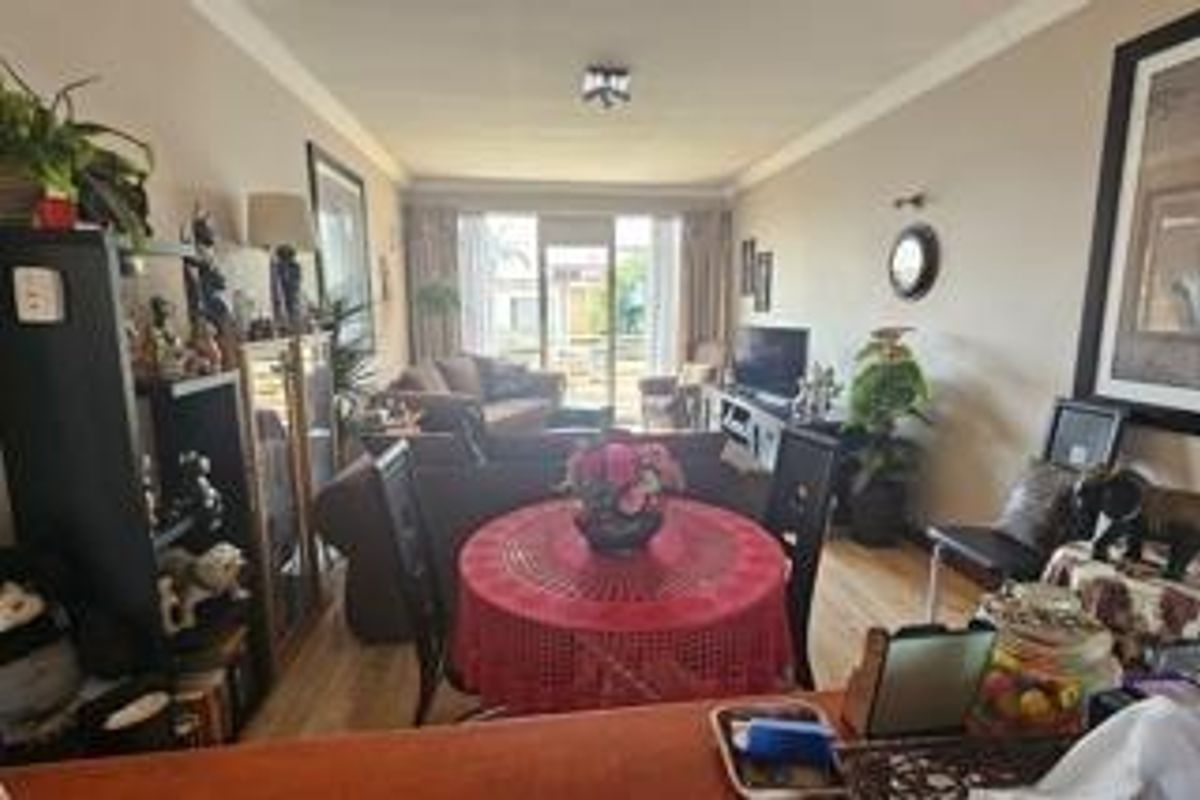 Modern Comfort with Solar Power in New Redruth - Photo 2