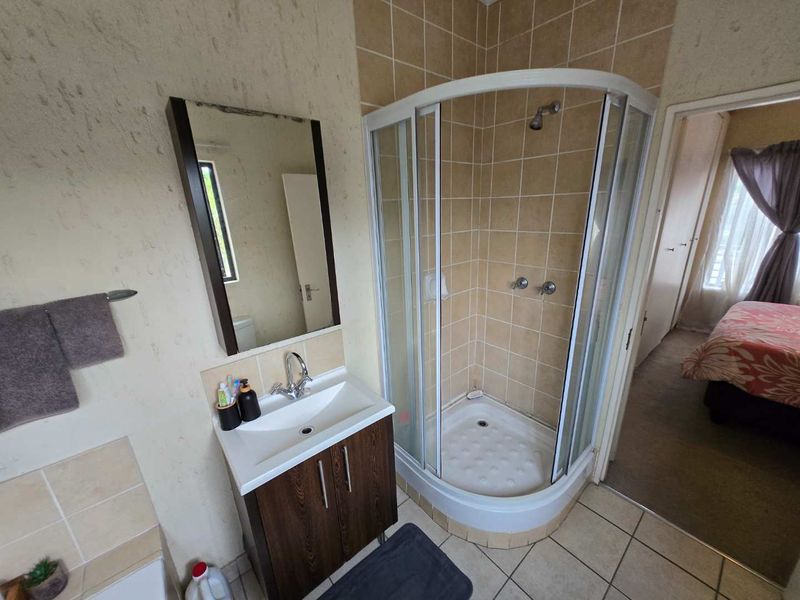 1-Bedroom First Floor Apartment to Rent in Ferndale - Photo 7