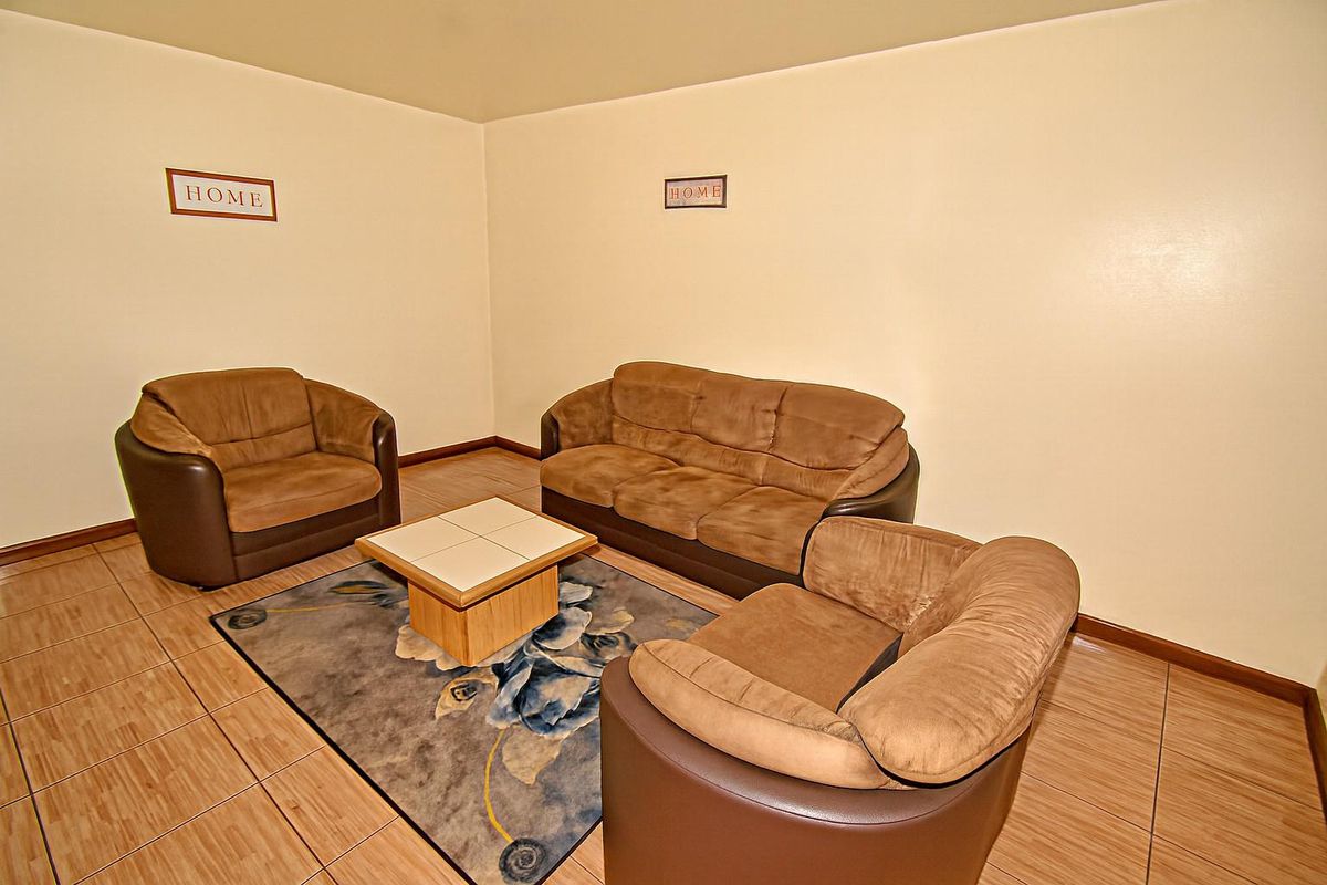 Ground Floor Apartment - Photo 4